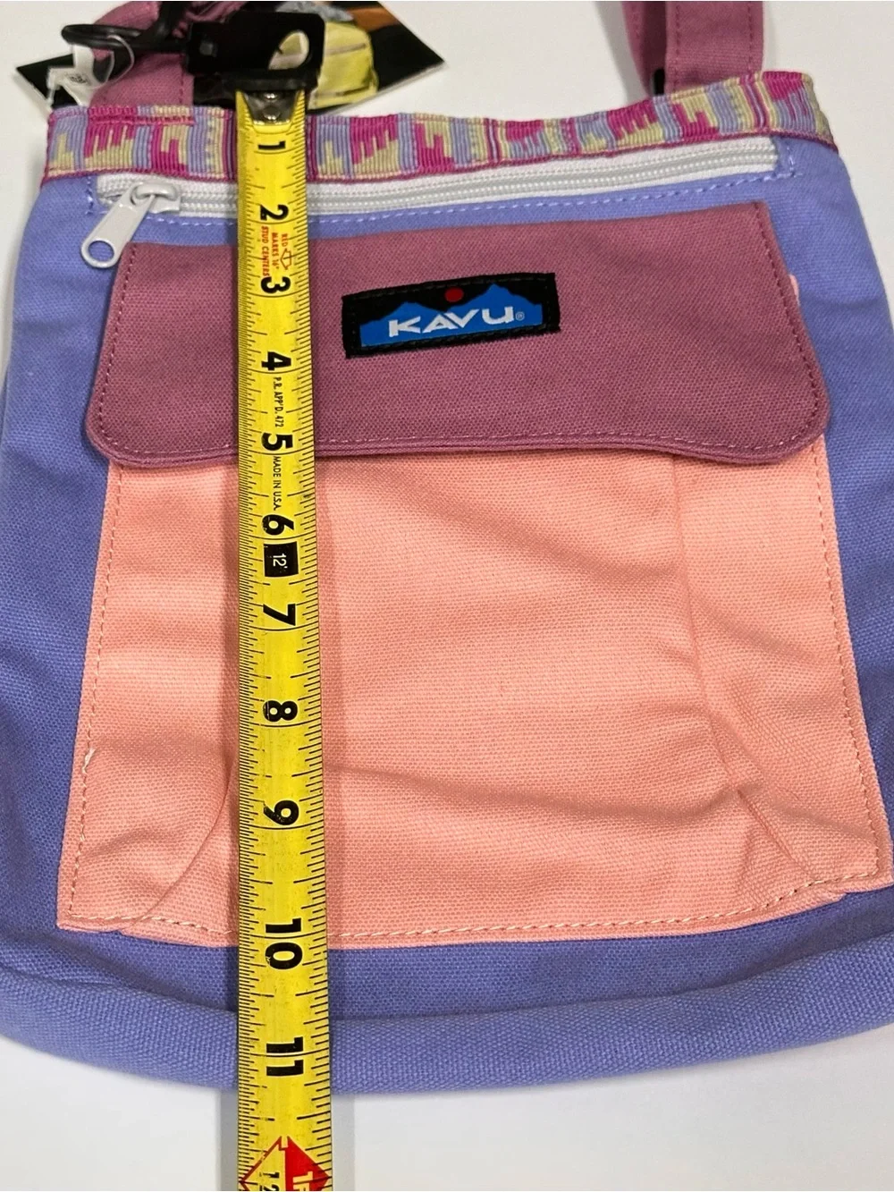 Kavu Keeper Fruit Frenzy Crossbody Bag 2023 917-2228 Peach Blue Plum